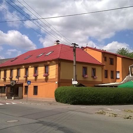 Penzion U Slunce Яромнєрж Екстер'єр фото